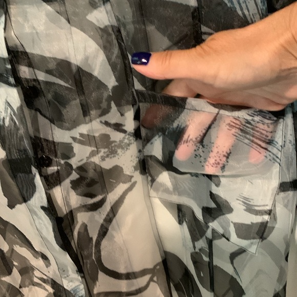 Amazing designer Samuel Dong sheer jacket with bell sleeves. Size XS. NWOT. - Picture 8 of 12